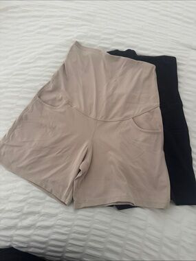 High-Waist Women’s Shorts in Beige and Black